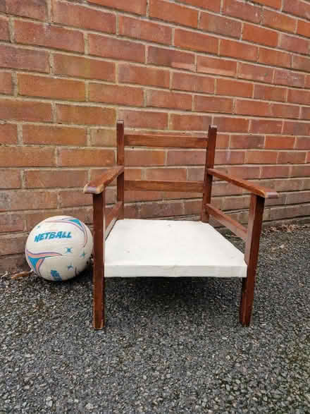 Photo of free Small child chair (Walton-on-Thames KT12) #2