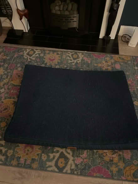 Photo of free Dog bed (London) #1