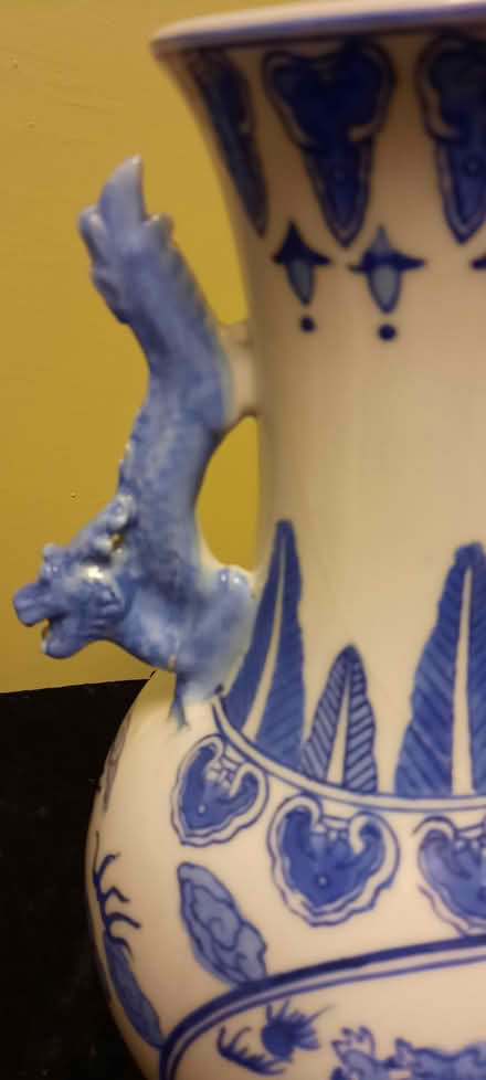 Photo of free Lge Chinese Dragon Vase Blue/ White (Gosport PO12) #3