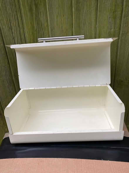 Photo of free Metal bread bin (Merton Park SW19) #2