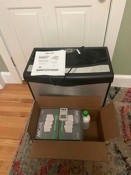 Photo of free Console humidifier (North Cambridge) #2