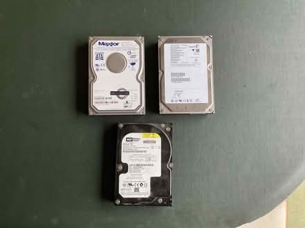 Photo of free Sata disc drives (Panshanger AL7) #1