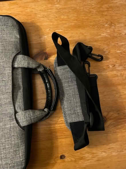 Photo of free Laptop bag (SE19) #2