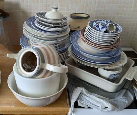 Photo of free Selection of kitchen stuff (Pant SY10) #4