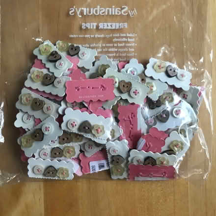 Photo of free White Stuff buttons - lots! (Aston on Clun SY7) #1