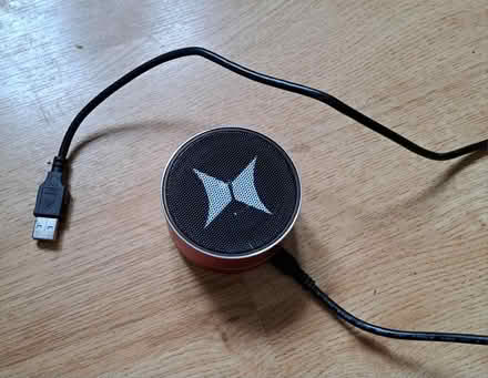 Photo of free Bluetooth speaker (Cambridge CB4) #1