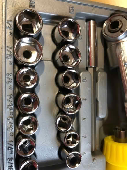 Photo of free Right Angled Screw Driver set (North Tonbridge TN9) #3