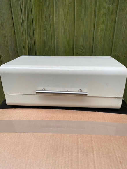 Photo of free Metal bread bin (Merton Park SW19) #1