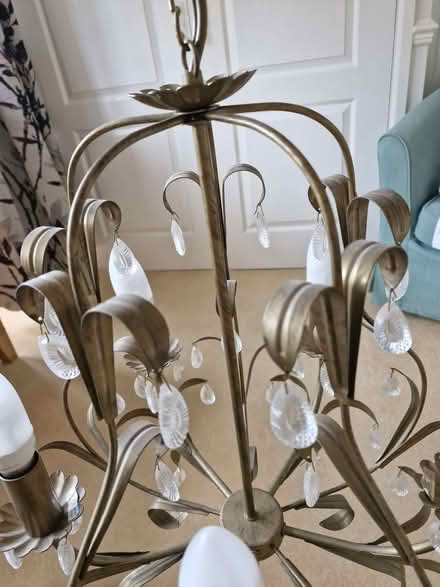 Photo of free Chandelier and 2 wall lights (Leominster HR6) #4