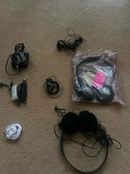 Photo of free Ear buds (Northolt) #1
