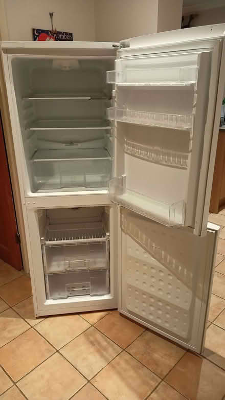 Photo of free Beko CDA539FW Frost Free Fridge Freezer - White (Ware SG12) #2