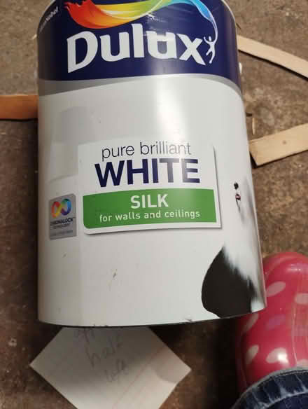 Photo of free Paints, car stuff and DIY (Dorridge B93) #1