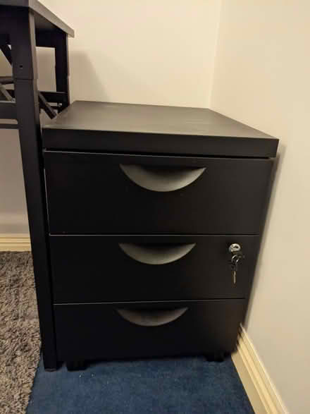 Photo of free Office drawers (Central Croydon CR0) #1