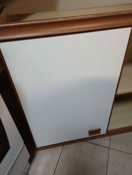 Photo of free Kitchen wall cupboard unit (Dorridge B93) #4