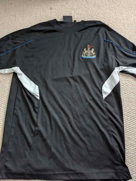 Photo of free Newcastle United T Shirt (Fenham NE4) #1