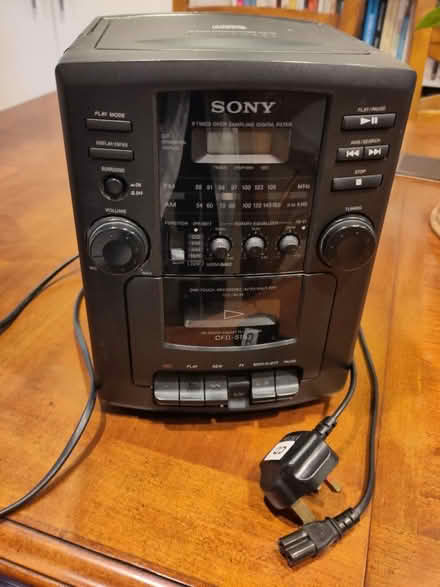Photo of free Sony Stereo HiFi 4 Parts, Radio OK (Great Missenden, HP16) #1