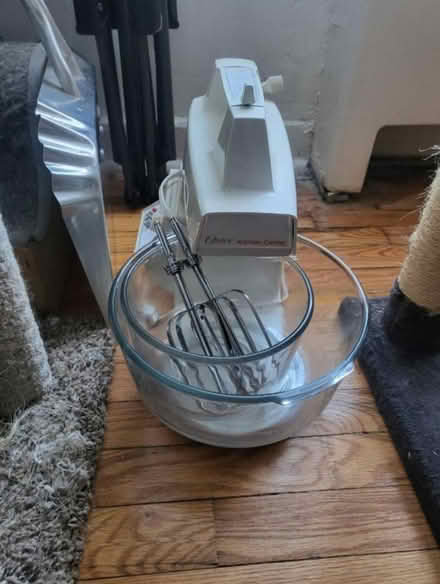 Photo of free Stand mixer (Wilkins Avenue) #1