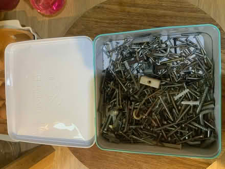 Photo of free Assorted screws (Holyport SL6) #1