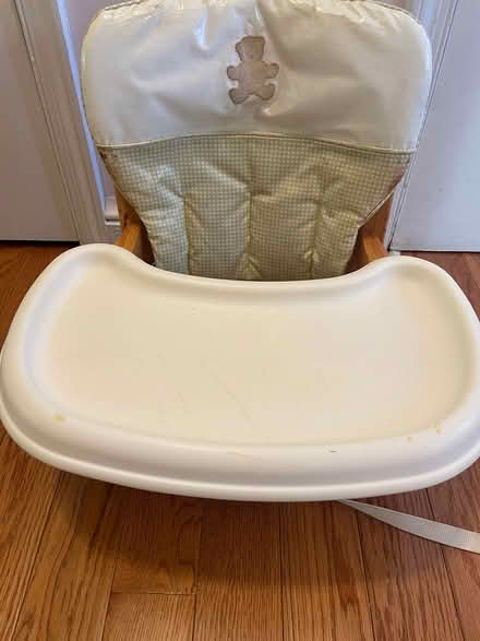 Photo of free High chair/booster seat (Mclean (off Kirby Rd)) #2