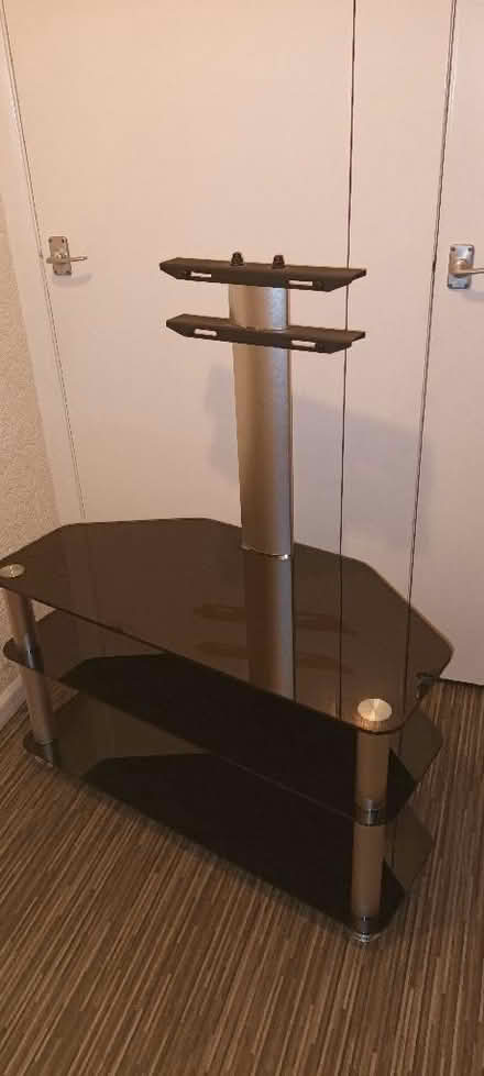 Photo of free Tv stand (Banks PR9) #1