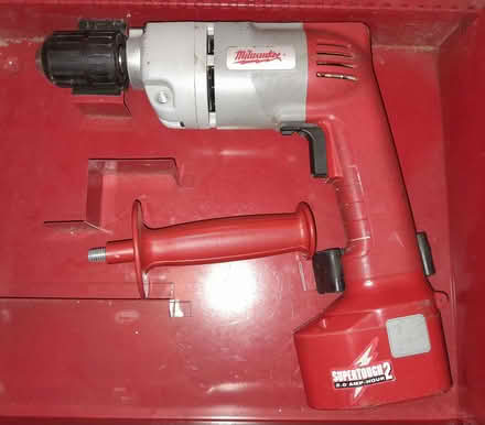 Photo of free Milwaukee Heavy Duty cordless drill (Assarts Farm Estate NG16) #3