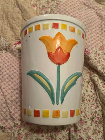 Photo of free Ceramic waste bin (Whitton TW3) #1