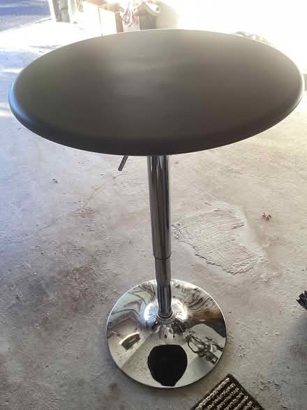 Photo of free Cocktail Table (Creditview & Brittannia) #1