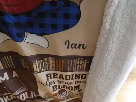 Photo of free Book lovers throw. Personalised in the name of IAN. (Grange CH48) #2