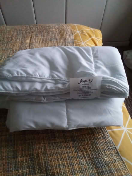 Photo of free Single Duvet 4.5 tog (Burbage LE10) #1