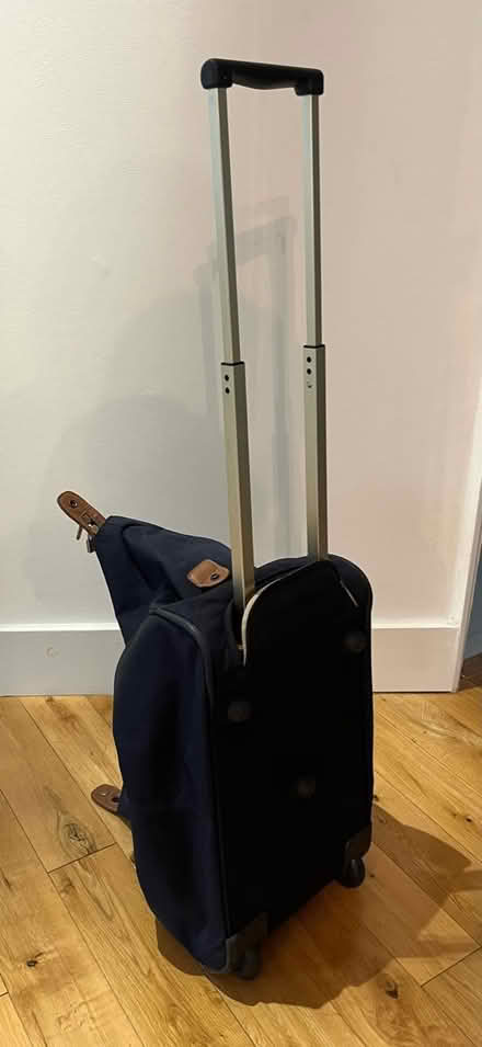 Photo of free Travel bag with hideaway handle (TW9) #1