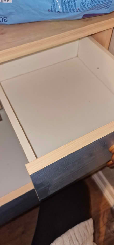 Photo of free Chest of drawers (Colliers wood) #4