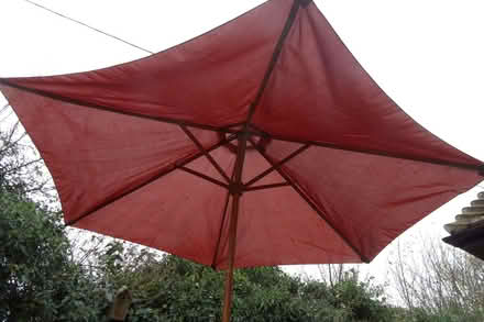 Photo of free Garden parasol (Charney Bassett OX12) #2