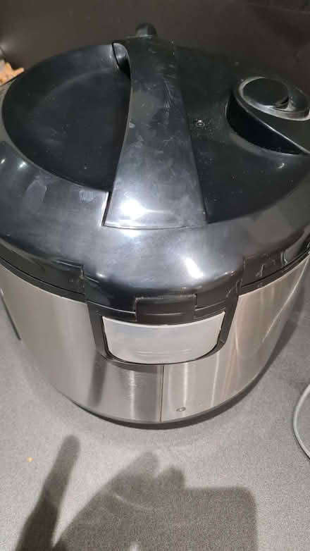 Photo of free Bifinett Electric Steamer / Rice Cooker (Crosby L23) #2