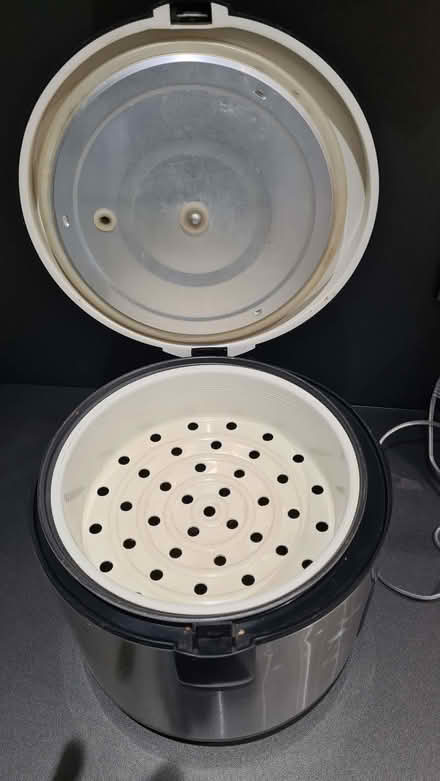 Photo of free Bifinett Electric Steamer / Rice Cooker (Crosby L23) #1