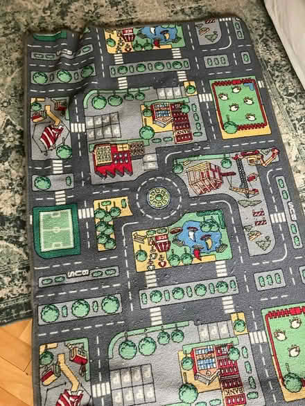 Photo of free Child's Road Rug (DA3) #2