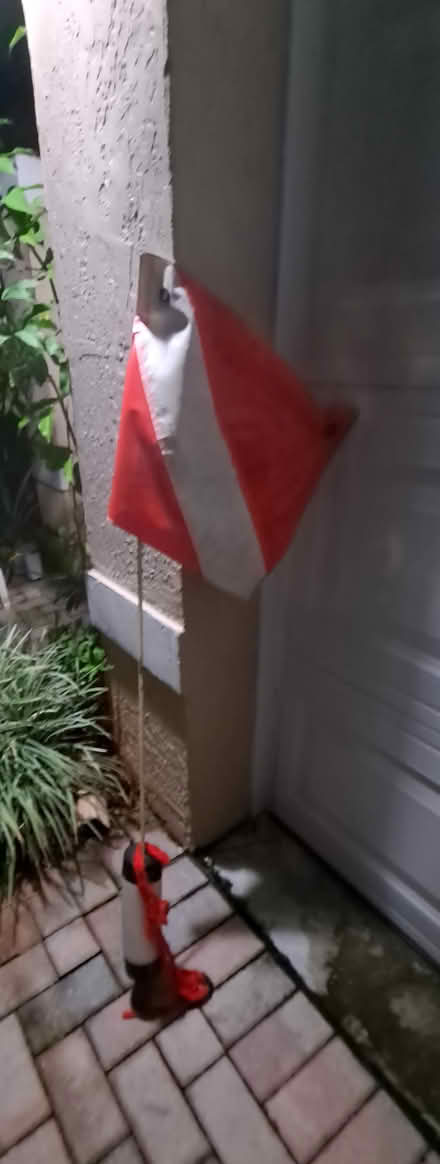 Photo of free Dive flag. Used (Pembroke Pines West) #2