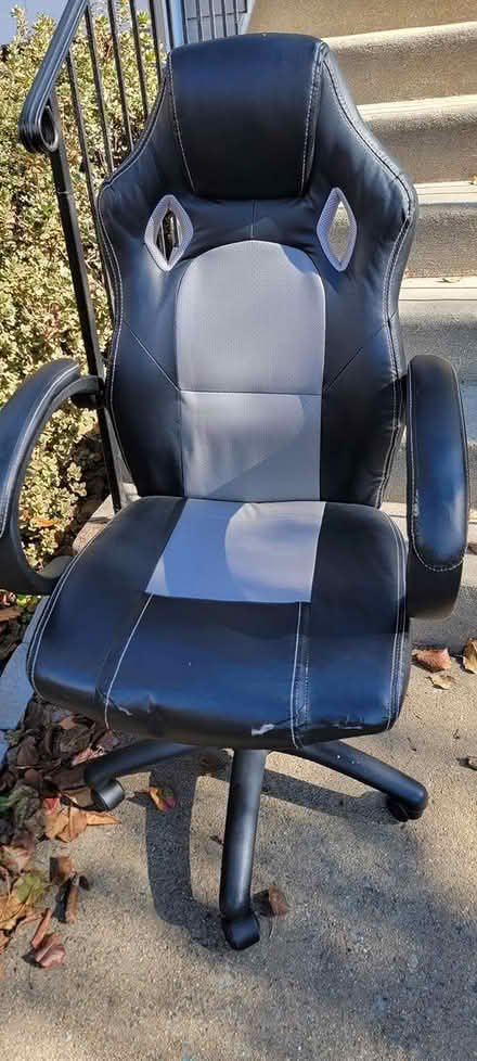 Photo of free Desk chair (Ashmere Dumfries 22025) #1
