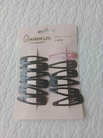Photo of free Hair clips (Chesham. HP5) #1