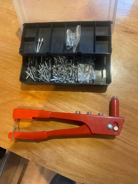 Photo of free Rivet gun (Cutteslowe OX2) #1