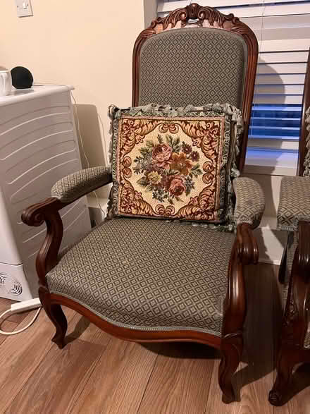 Photo of free Two armchairs (Cr7 8lw) #2