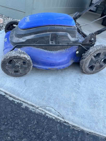 Photo of free Electric lawn mower (Ventura) #3