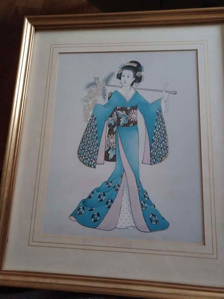 Photo of free Japanese lady in a gold frame. (Kenilworth CV8) #2