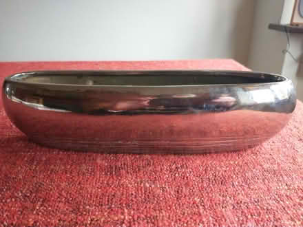 Photo of free Ceramic planter (Fleetville) #1