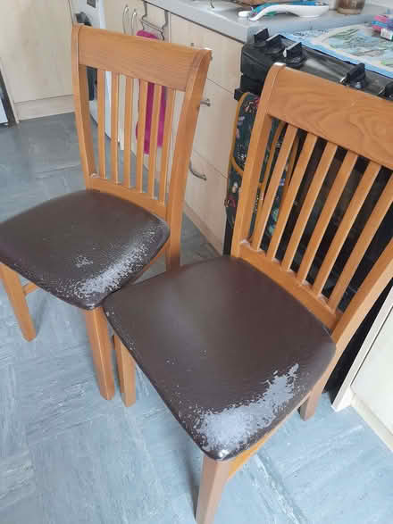 Photo of free 4 dining chairs. (IP6) #1