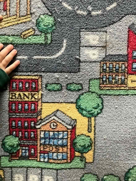 Photo of free Child's Road Rug (DA3) #3