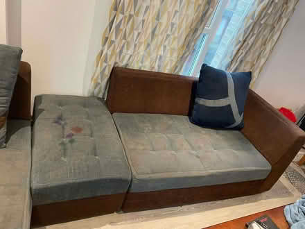 Photo of free L shaped Sofa (Lampton TW3) #4