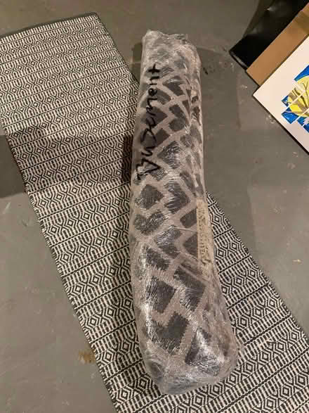 Photo of free Rug (Chevy Chase) #2