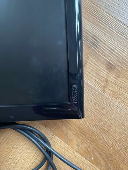 Photo of free Samsung computer monitor (working) (Crouch End / Stroud Green N8) #4