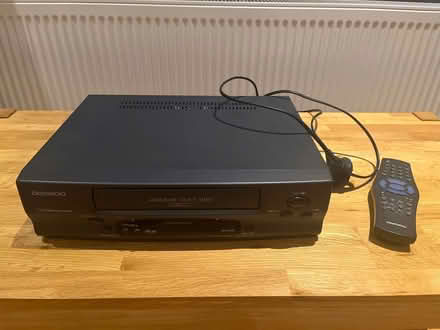 Photo of free VCR (Royal Standard SE3) #1