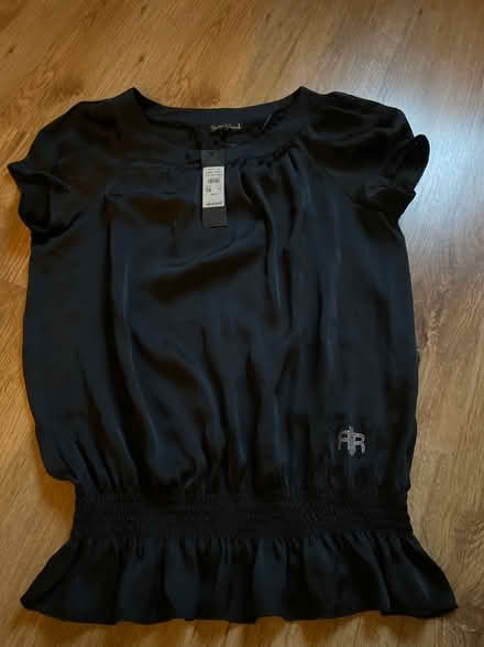 Photo of free Ladies black top (Surrey quays) #1